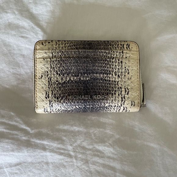 Michael Kors Small Snake Embossed Wallet - Picture 1 of 3